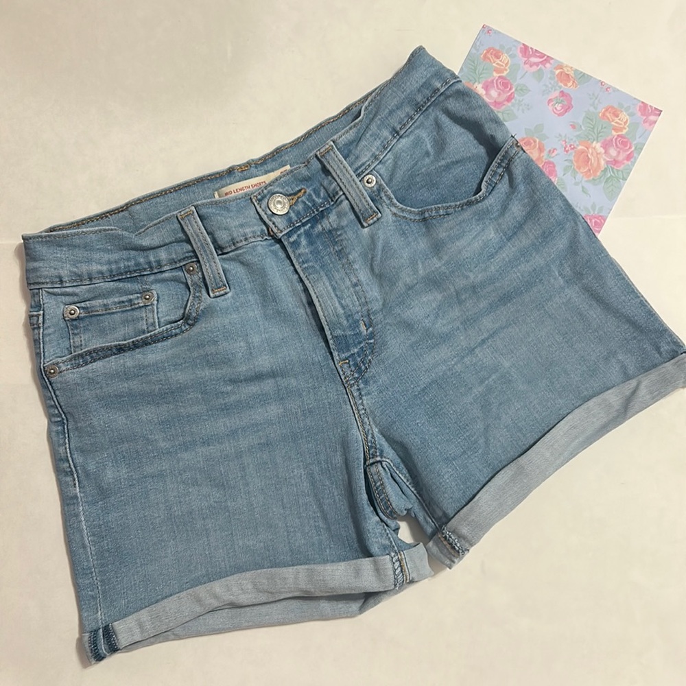 Levi’s, mid length shorts
